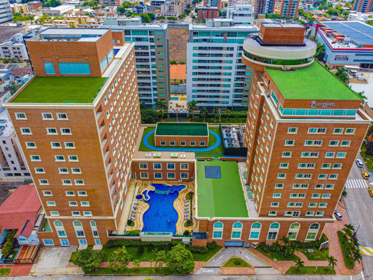 Hotel Dann Carlton Barranquilla Y Centro De Convenciones Exterior foto Aerial view of the complex
