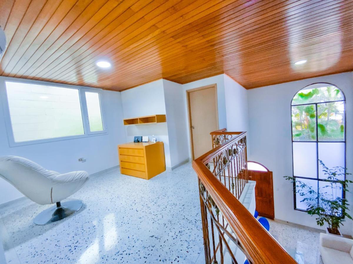Hotel Dann Carlton Barranquilla Y Centro De Convenciones Exterior foto A 3D rendering of a room