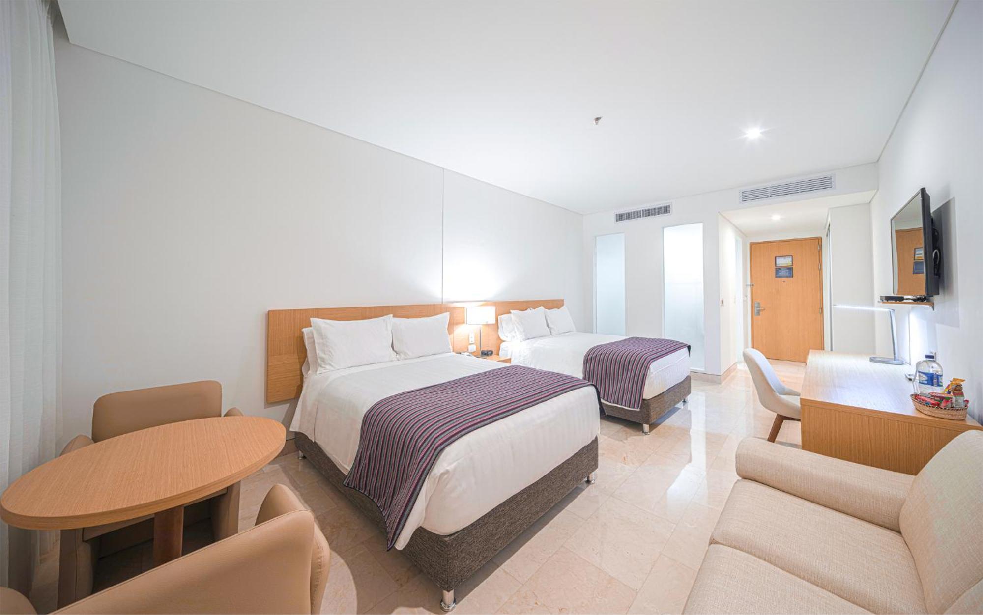 Hotel Dann Carlton Barranquilla Y Centro De Convenciones Exterior foto A room at the hotel